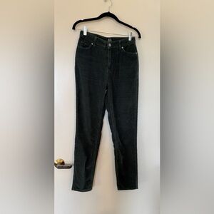 BDG Mom High Rise Green Corduroy Pants in Size 25